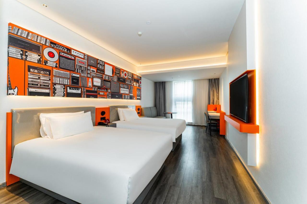 Ibis Styles Hotel - 260M From Guangji Street Subway Station 西安市 エクステリア 写真