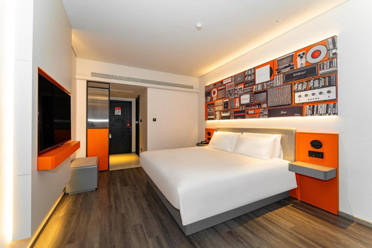 Ibis Styles Hotel - 260M From Guangji Street Subway Station 西安市 エクステリア 写真
