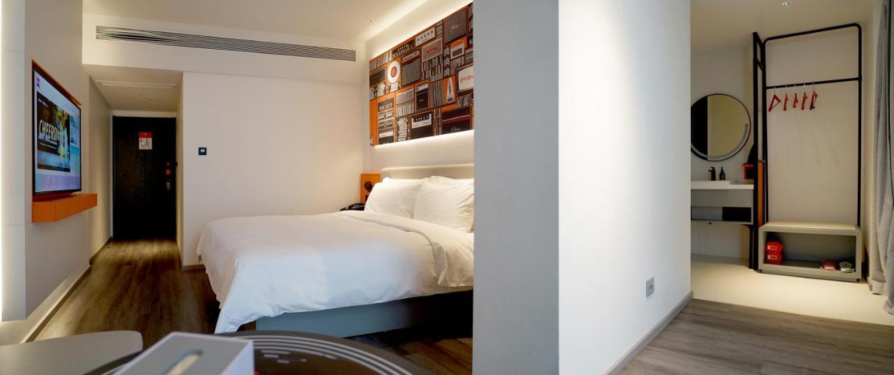Ibis Styles Hotel - 260M From Guangji Street Subway Station 西安市 エクステリア 写真