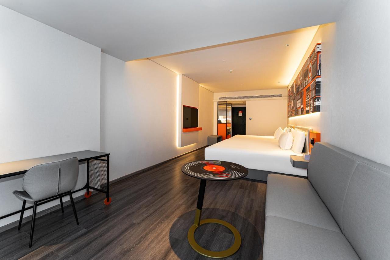 Ibis Styles Hotel - 260M From Guangji Street Subway Station 西安市 エクステリア 写真